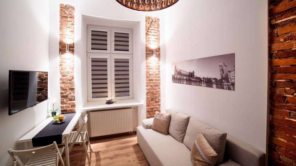 Cracow Rent Apartments - Spacious Apartments For 2-7 People In Quiet Area - Kolberga Street Nr 3 - 10 Min To Main Square By Foot Krakow Exterior photo